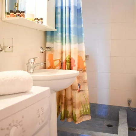 Apartment Venetian Seaside Panorama - Sunset Retreats *
